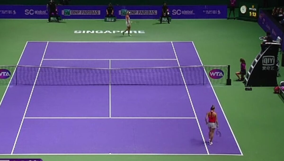 FOTO Năucită complet! Moment incredibil! Halep s-a îndreptat spre bancă şi a fost oprită de arbitrul: "Ce faci?"