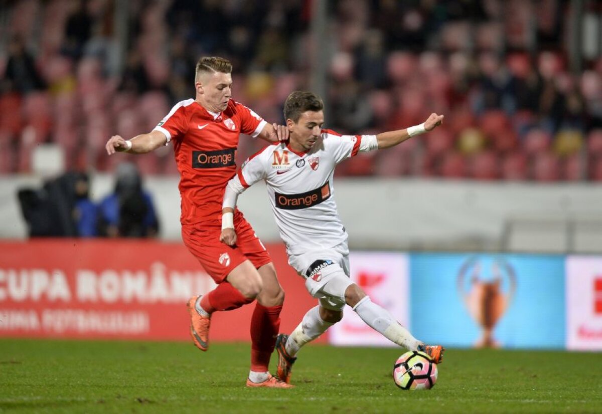 GALERIE FOTO La un pas de rușinea supremă! Trupa lui Andone a fost penibilă cu "satelitul" și s-a calificat în "8-imi" cu mare noroc