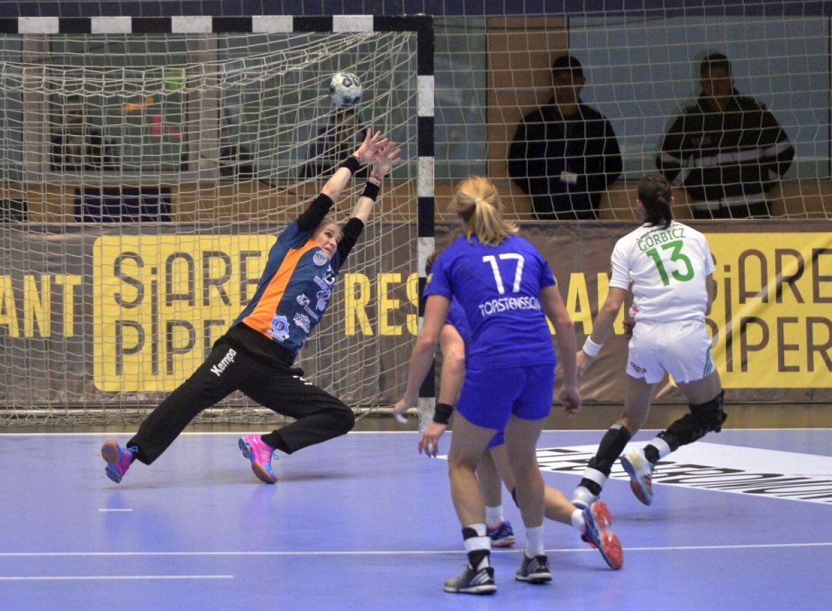 CSM a pierdut reeditarea finalei Ligii Campionilor din sezonul trecut cu Gyor! Bucureștencele au condus la pauză, dar echipa selecționerului României a revenit incredibil