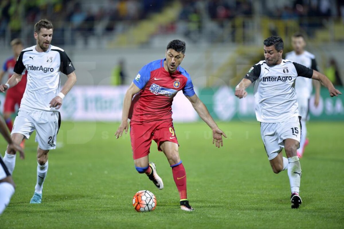 GALERIE FOTO Marica OUT! GSP îți prezintă 40 de imagini spectaculoase din cariera fostului atacant