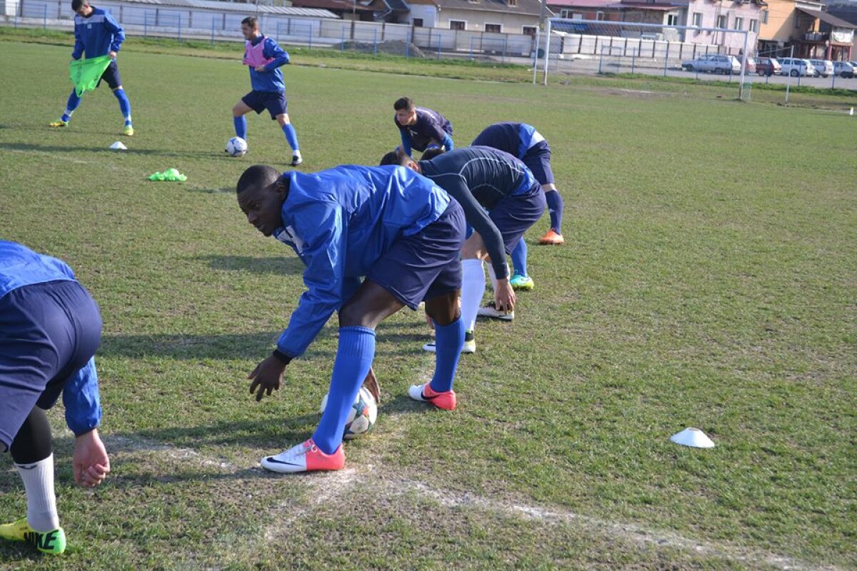 FOTO N'Doye a semnat astăzi cu noua sa echipă și a făcut primul antrenament: "Nu va lua niciun ban"