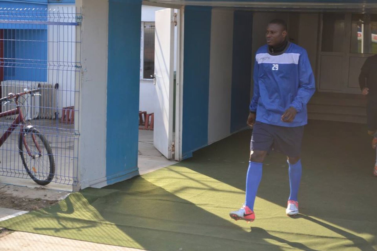 FOTO N'Doye a semnat astăzi cu noua sa echipă și a făcut primul antrenament: "Nu va lua niciun ban"