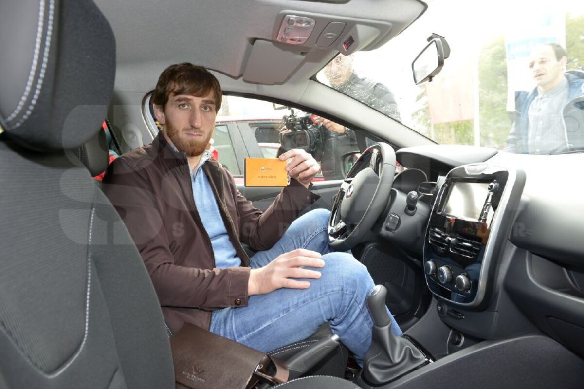 GALERIE FOTO Le-au dat mașinile! COSR i-a premiat azi pe medaliații de la Jocurile Olimpice