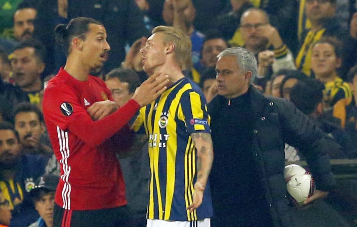 VIDEO + FOTO Zlatan a fost pus pe scandal la meciul cu Fenerbahce » I-a băgat mâna-n gât unui adversar și l-a sfidat pe arbitru