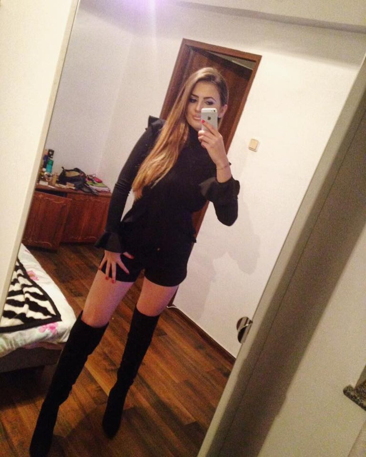 GALERIE FOTO INCENDIARĂ! Sora unui ex-dinamovist face senzație » Își înnebunește zilnic admiratorii pe rețelele de socializare