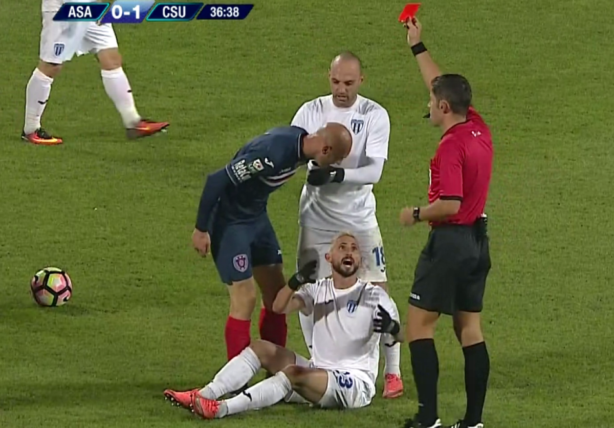 GALERIE FOTO Orbit de furie » Faza pentru care s-a arătat "roșu" direct la ASA - CSU Craiova