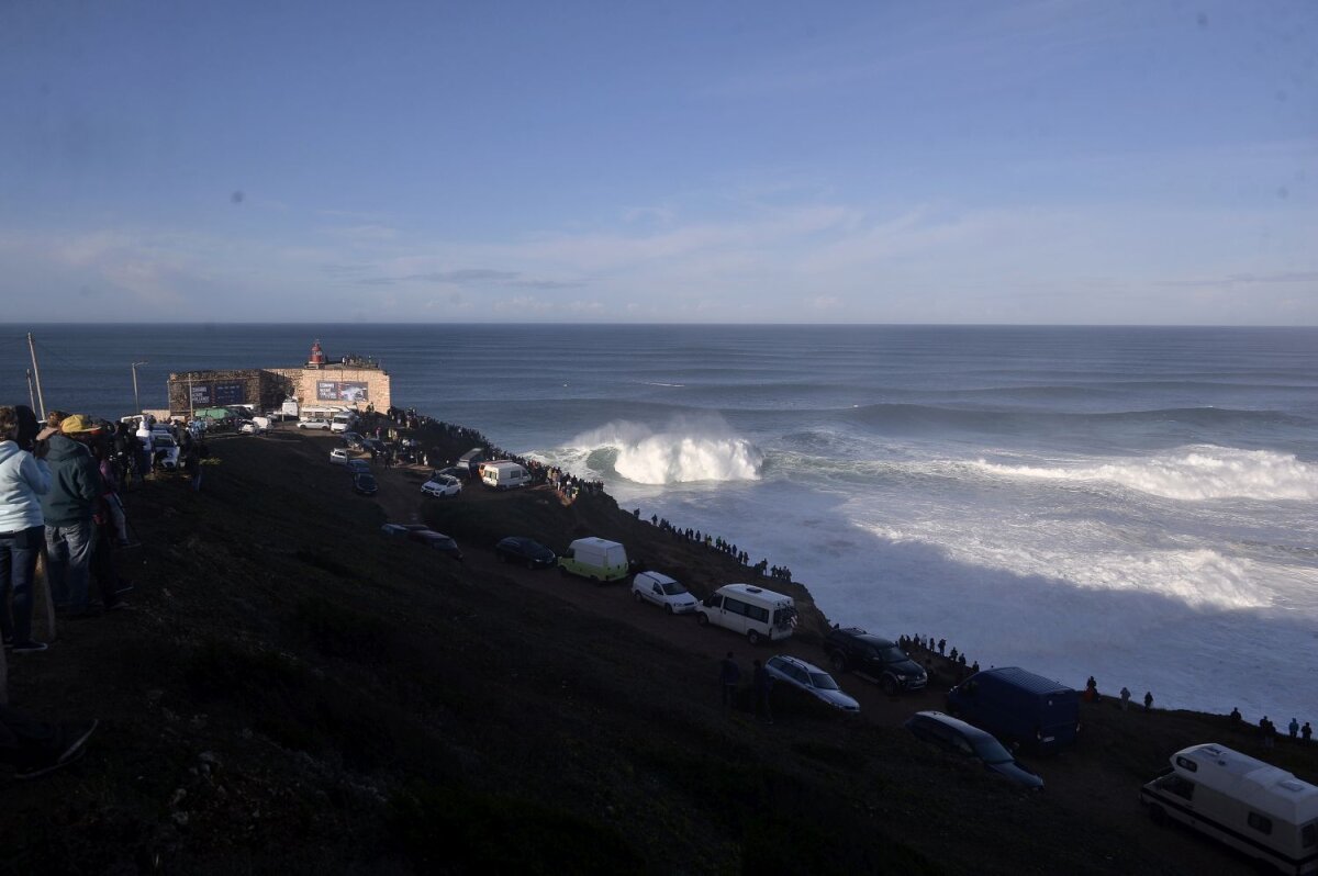 SUPER FOTO Vânătoare de valuri » GSP a participat la o competiție de top la surf: cum se desfășoară