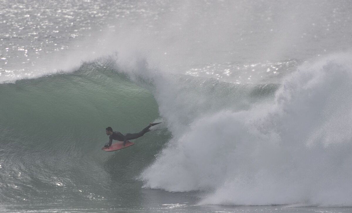 SUPER FOTO Vânătoare de valuri » GSP a participat la o competiție de top la surf: cum se desfășoară