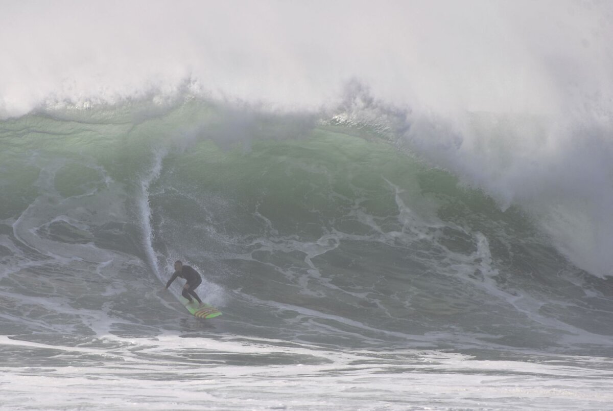 SUPER FOTO Vânătoare de valuri » GSP a participat la o competiție de top la surf: cum se desfășoară