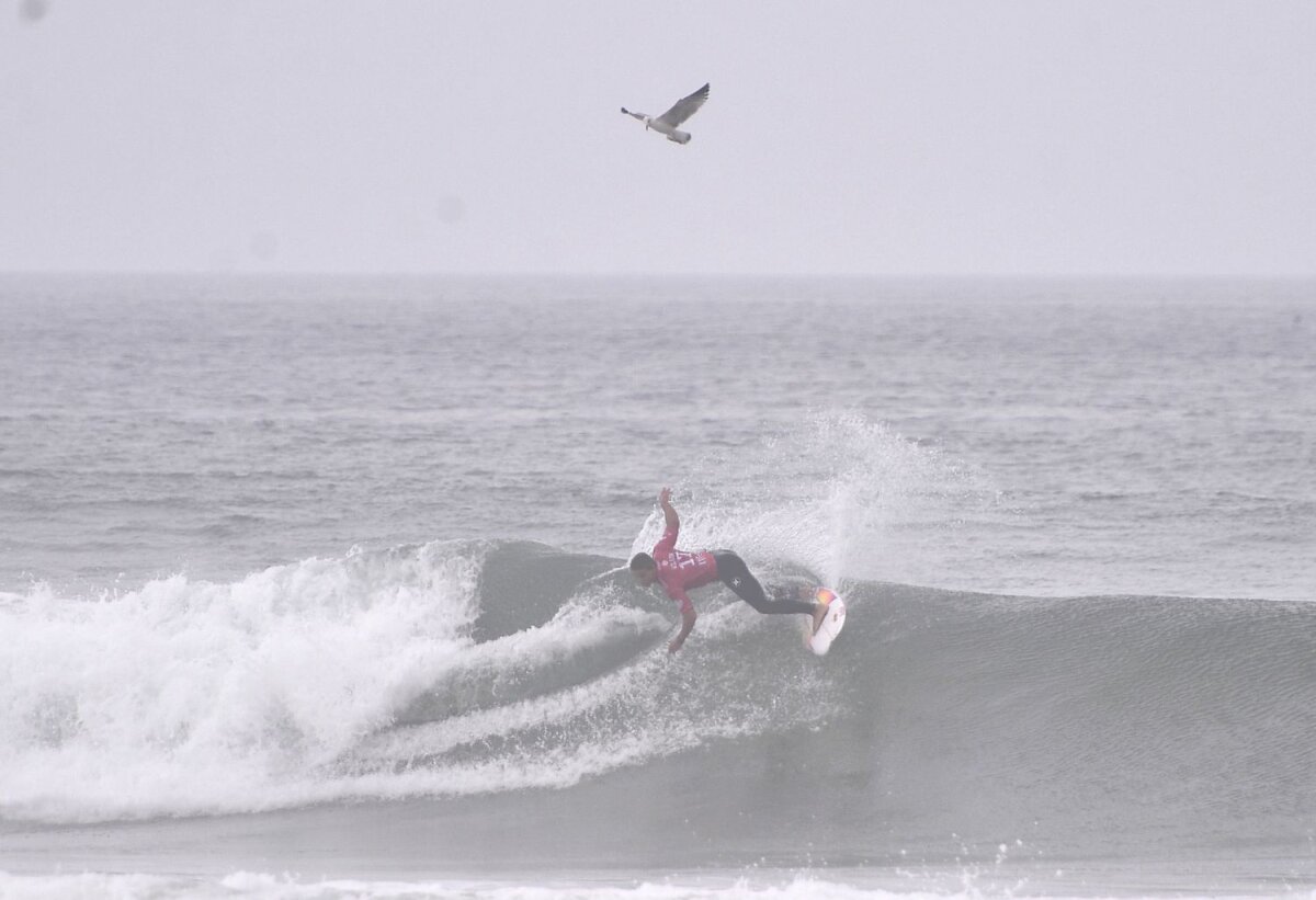 SUPER FOTO Vânătoare de valuri » GSP a participat la o competiție de top la surf: cum se desfășoară