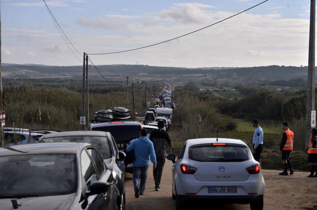 SUPER FOTO Vânătoare de valuri » GSP a participat la o competiție de top la surf: cum se desfășoară