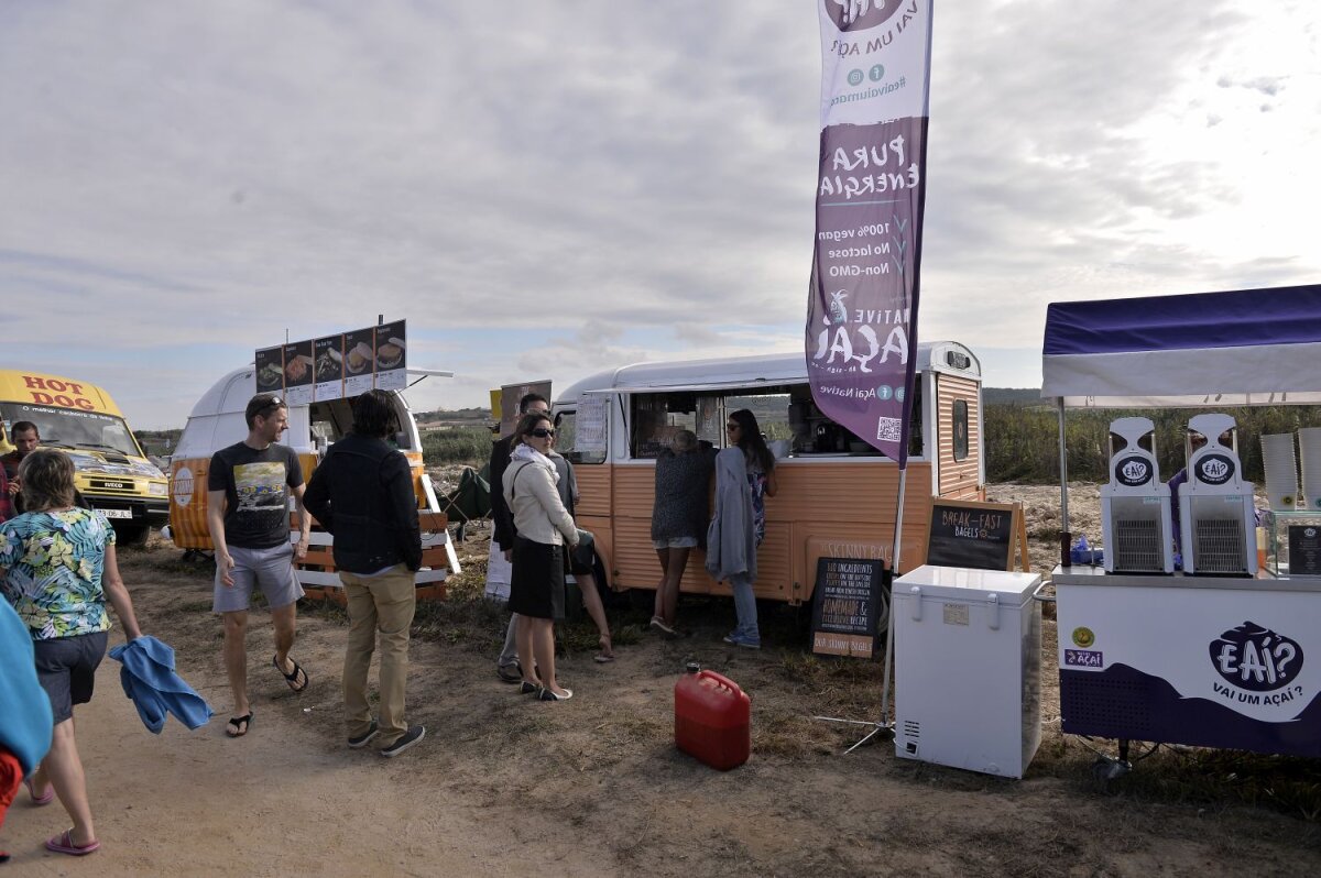 SUPER FOTO Vânătoare de valuri » GSP a participat la o competiție de top la surf: cum se desfășoară