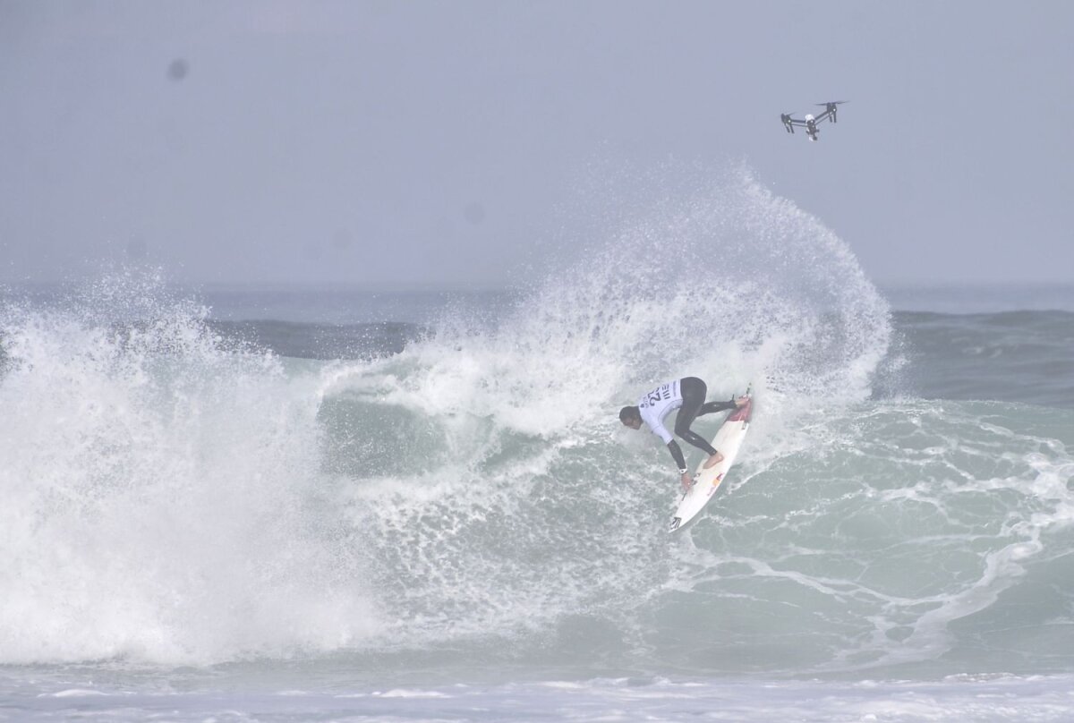 SUPER FOTO Vânătoare de valuri » GSP a participat la o competiție de top la surf: cum se desfășoară