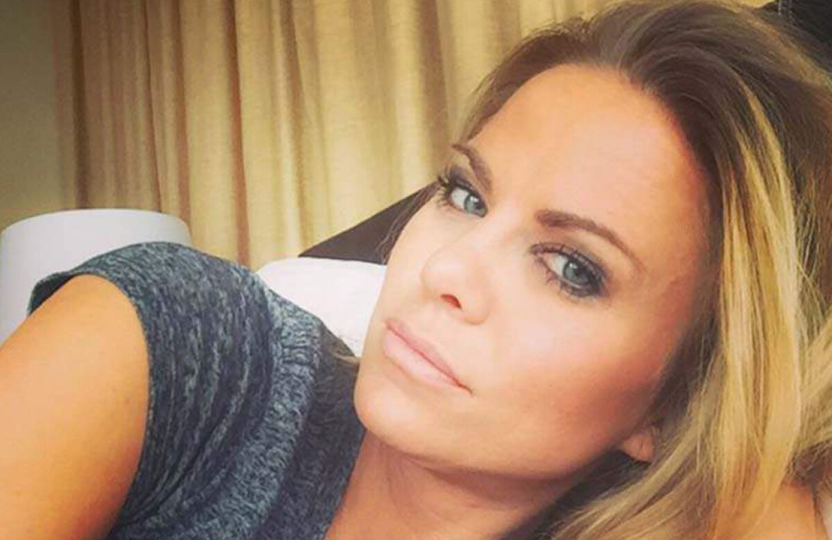 FOTO Tiger schimbă blondele ca mingile » Campionul american a făcut o nouă cucerire