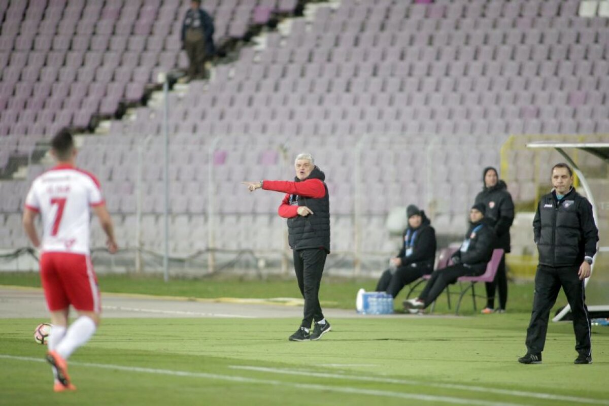 VIDEO+FOTO » Dinamo intră în zona de play-off după victoria cu emoții de la Timișoara, scor 2-1