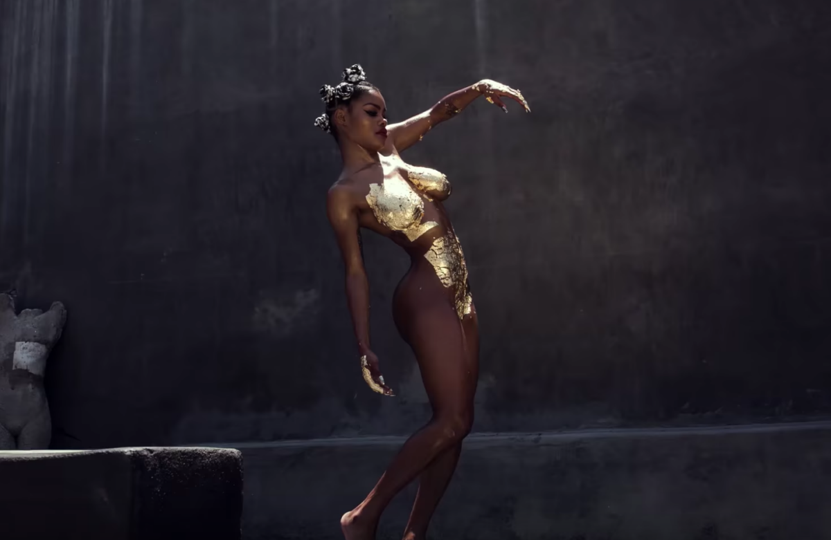 FOTO Cea mai sexy coregrafă a campionului » Teyana Taylor îi încălzește patul unui star din NBA