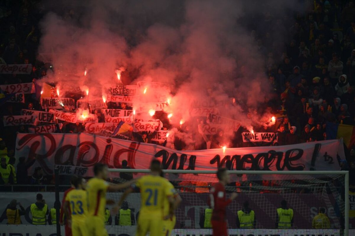 VIDEO+FOTO Două incidente grave în România - Polonia » Lewandowski pus la pământ de petardele românilor