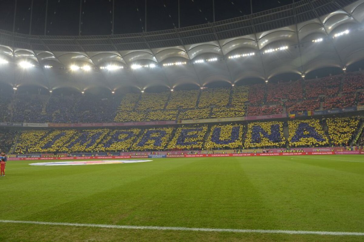 FOTO Fără suporteri cu Danemarca? Fanii au folosit abundent materiale pirotehnice de-a lungul meciului, o petardă a aterizat lângă Lewandowski!