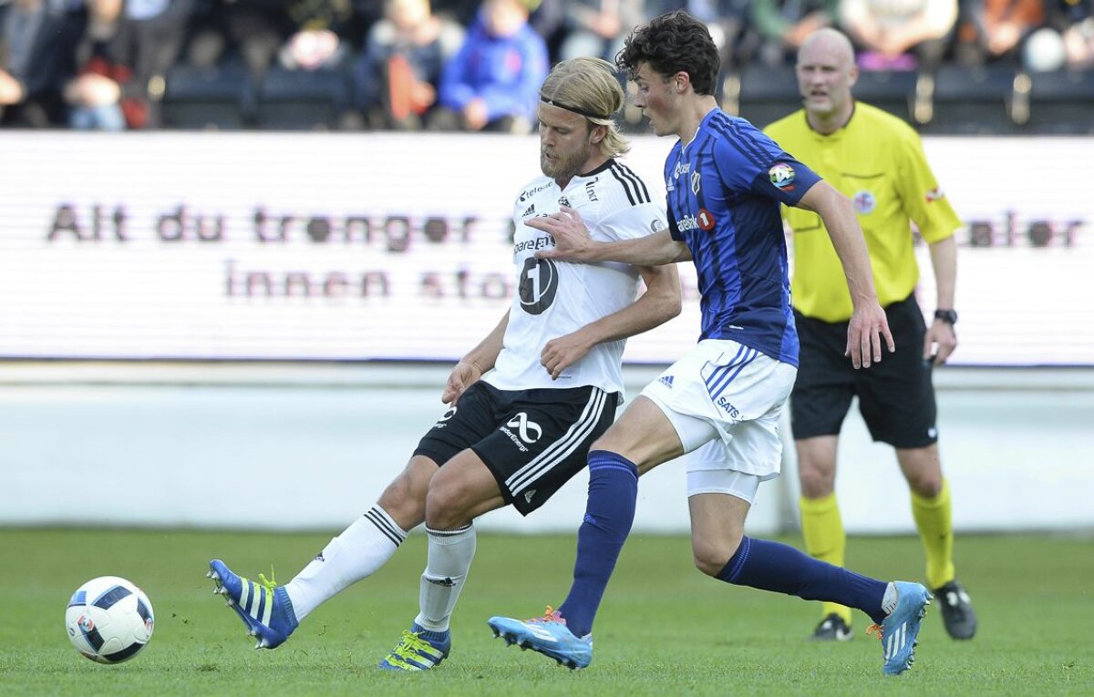 FOTO Nebuni de legat! Danezii se întrec în glume proaste înainte să vină la București