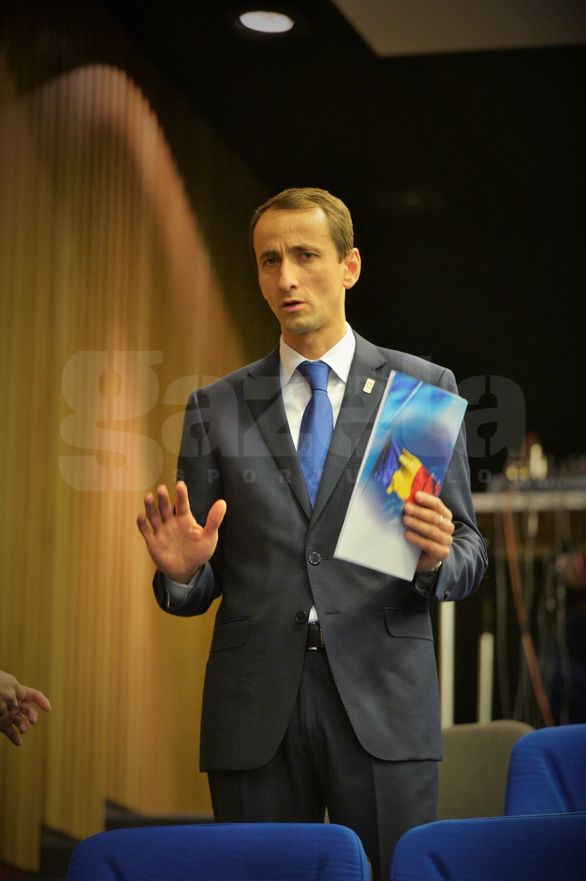 UPDATE FOTO Mihai Covaliu este noul președinte al COSR! Fostul scrimer a triumfat în fața lui Szabo