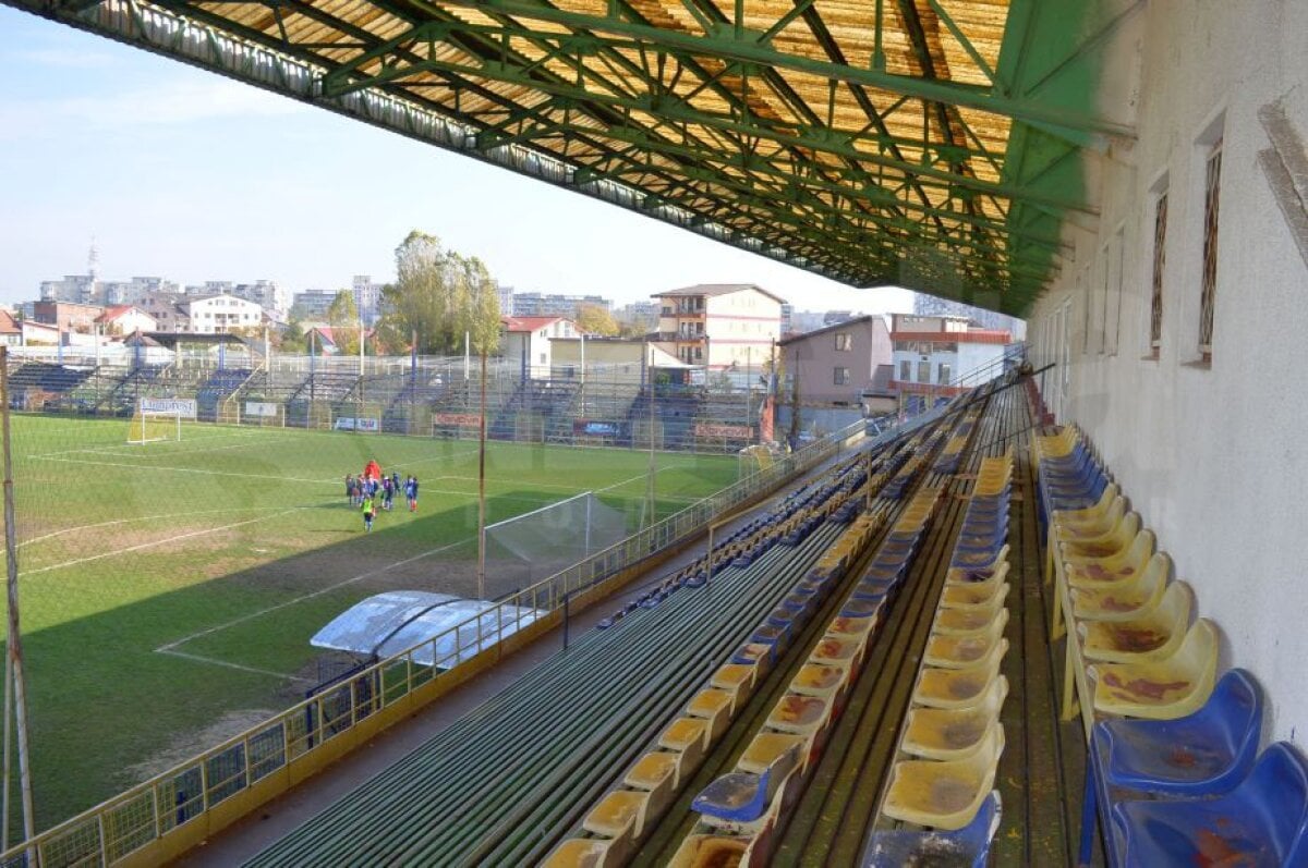 GALERIE FOTO + VIDEO Incursiune spectaculoasă pe stadioanele vechi ale Bucureștiului! Imagini impresionante: cum arată acum baza lui Rocar