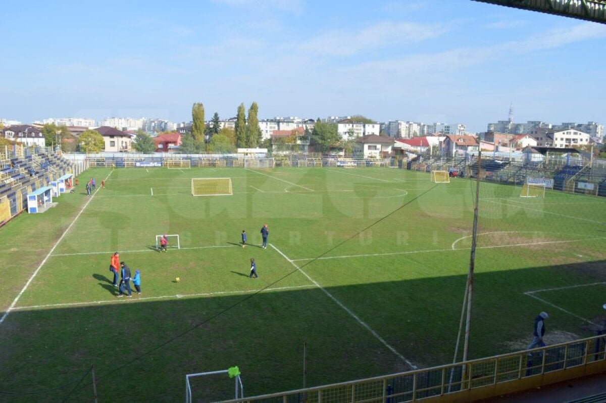 GALERIE FOTO + VIDEO Incursiune spectaculoasă pe stadioanele vechi ale Bucureștiului! Imagini impresionante: cum arată acum baza lui Rocar