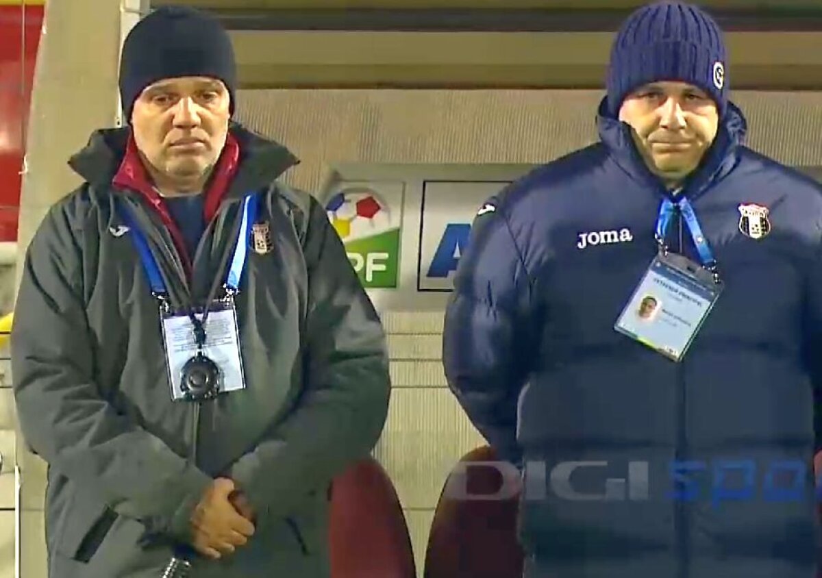 FOTO Momente emoționante înaintea meciului dintre Astra și Dinamo » Ioan Andone cu lacrimi în ochi