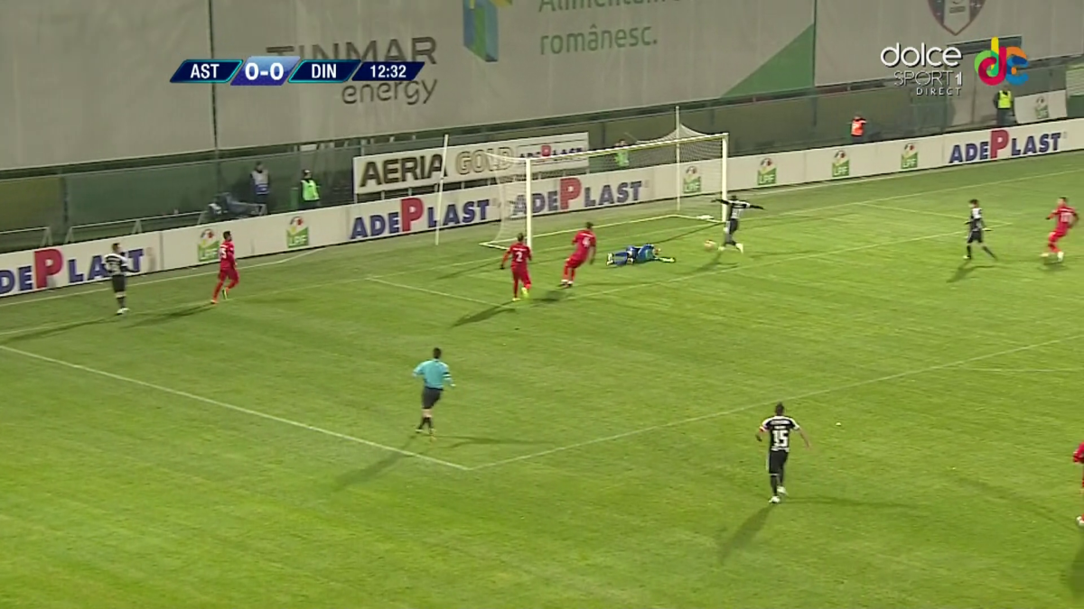 FOTO Gnohere a trecut peste seceta de goluri » Atacantul a marcat din nou după 3 luni și două zile