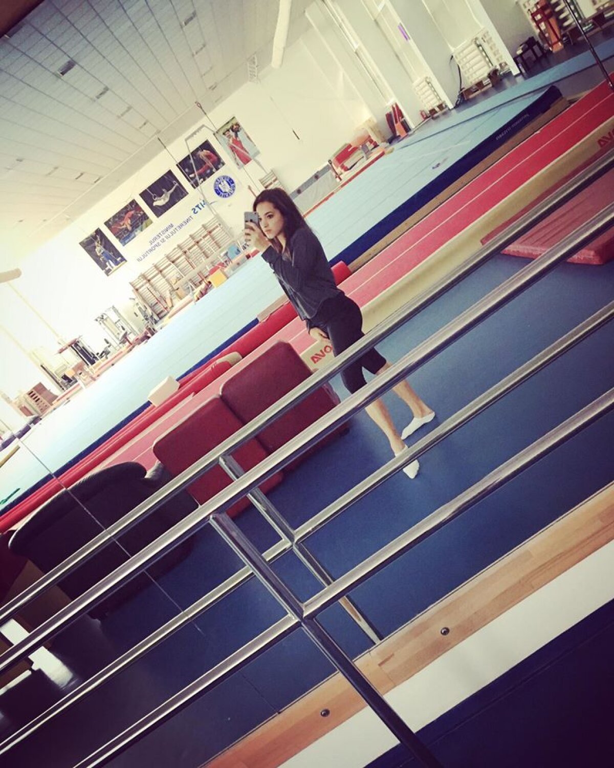 FOTO Miss Larisa! Prima fotografie provocătoare cu Iordache: gimnasta și-a surprins prietenii pe Facebook