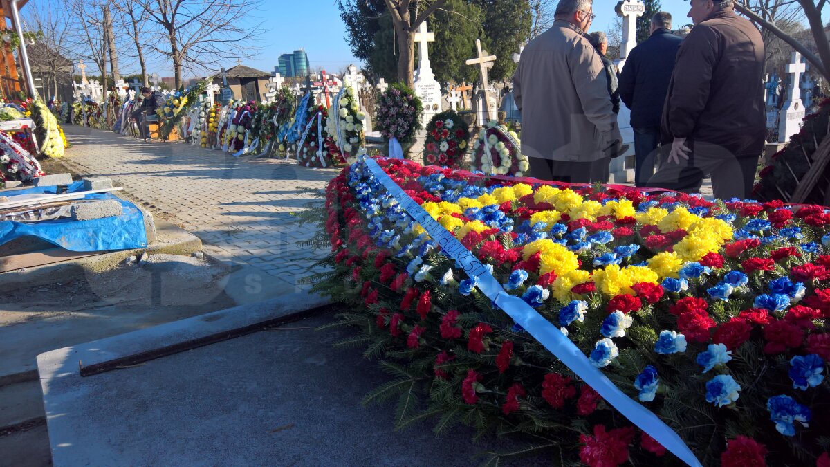 GALERIE FOTO Ultimul omagiu pentru Daniel Prodan » Fostul fotbalist a fost înmormântat azi