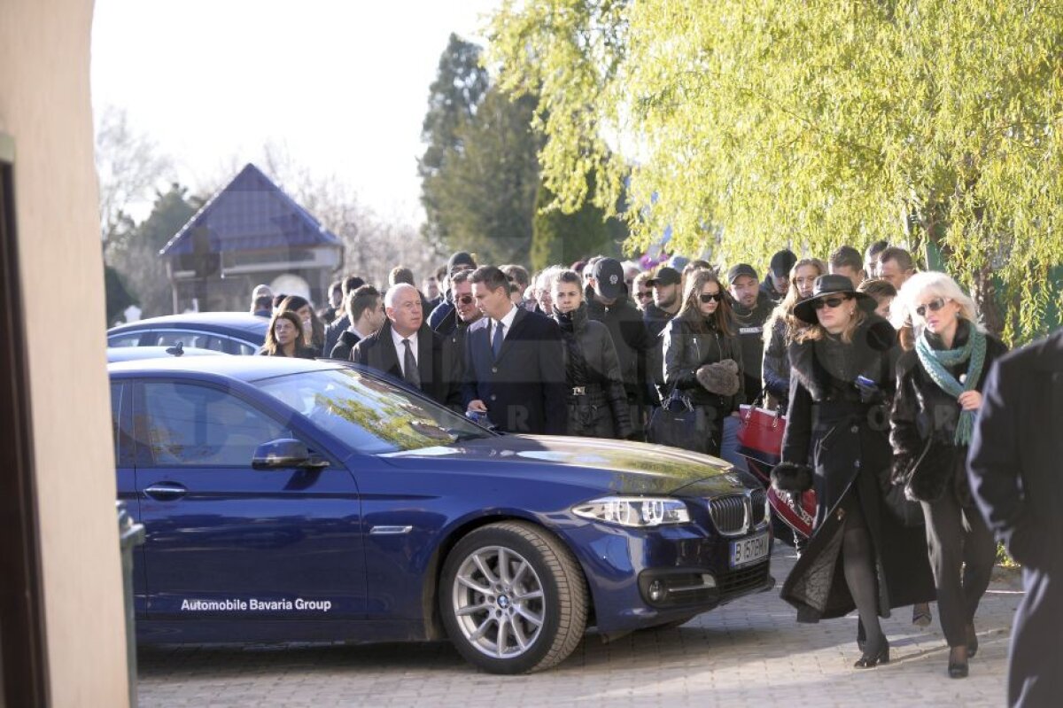 GALERIE FOTO Ultimul omagiu pentru Daniel Prodan » Fostul fotbalist a fost înmormântat azi