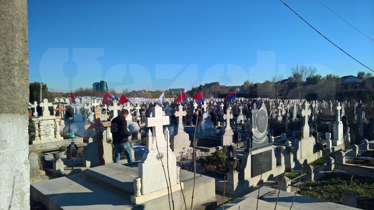 GALERIE FOTO Ultimul omagiu pentru Daniel Prodan » Fostul fotbalist a fost înmormântat azi