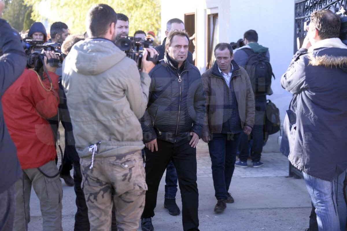 GALERIE FOTO Ultimul omagiu pentru Daniel Prodan » Fostul fotbalist a fost înmormântat azi