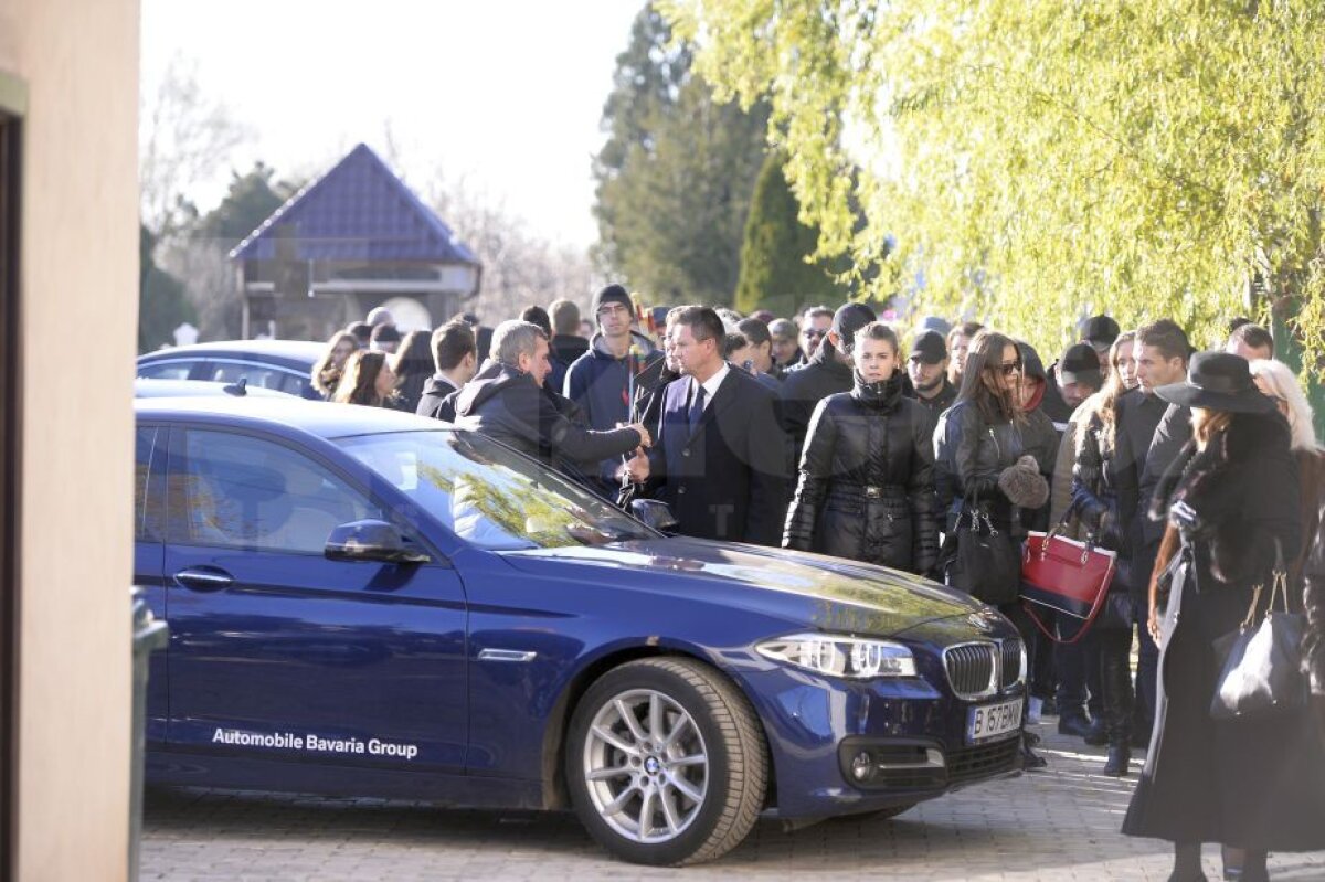 GALERIE FOTO Ultimul omagiu pentru Daniel Prodan » Fostul fotbalist a fost înmormântat azi