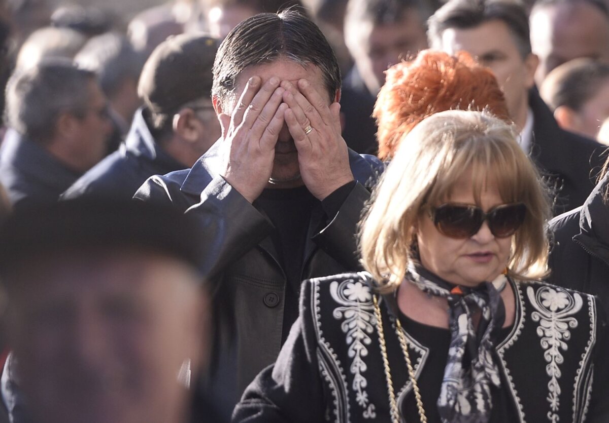 FOTO Ultimul salut pentru Didi » Prodan a fost condus pe ultimul drum: 500 de oameni i-au fost alături