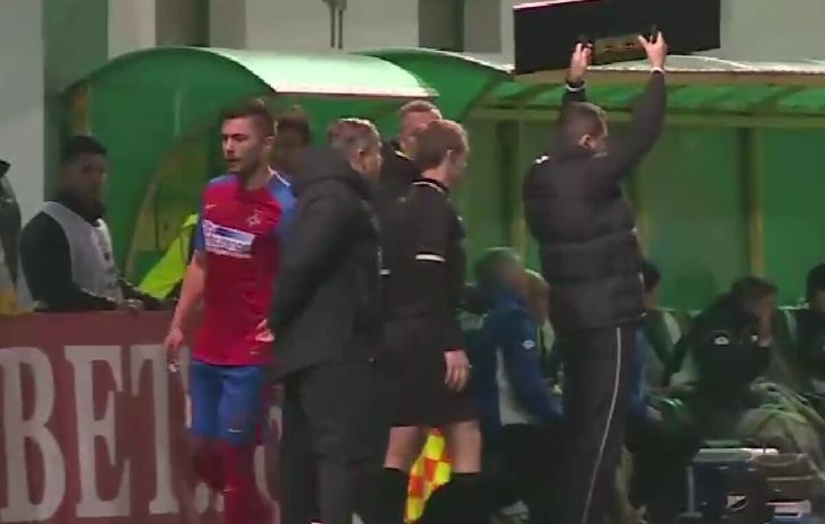 FOTO Tensiuni la Steaua » Un jucător și-a ignorat complet antrenorul și colegii