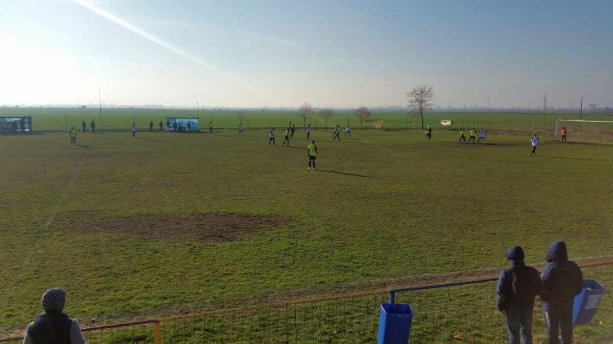 EXCLUSIV VIDEO+FOTO Cazul ciudat al unui club de tradiție din București: "Din cauza unui serial TV, noi nu mai existăm"