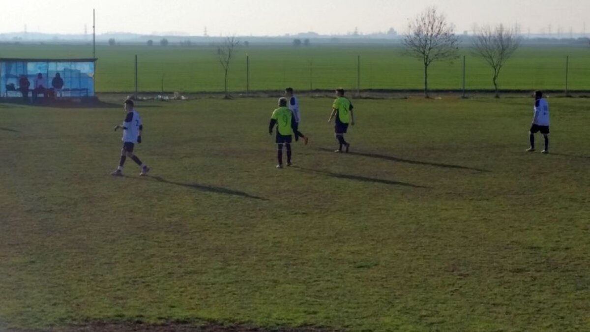 EXCLUSIV VIDEO+FOTO Cazul ciudat al unui club de tradiție din București: "Din cauza unui serial TV, noi nu mai existăm"