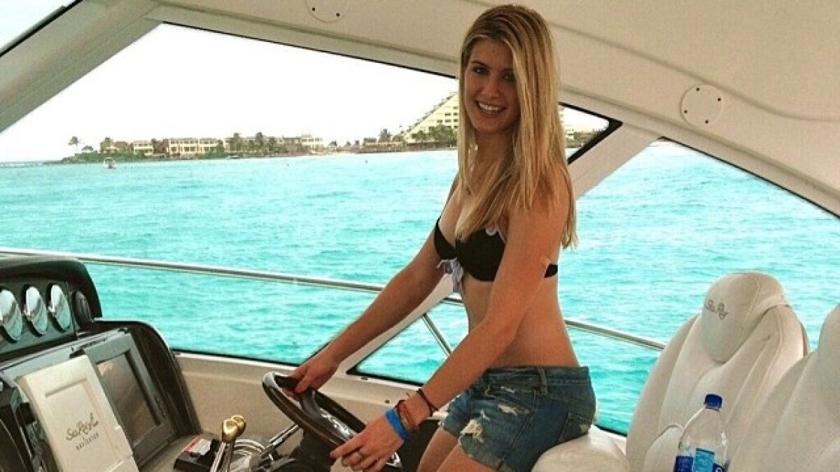 FOTO Vacanță în Bahamas » Bouchard a dat racheta de tenis pe plajele tropicale