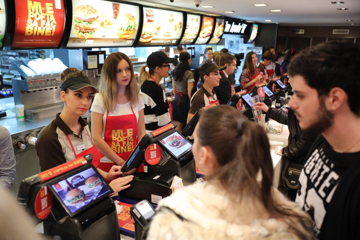 De McHappy Day prietenii McDonald’s sprijină Fundația Ronald McDonald