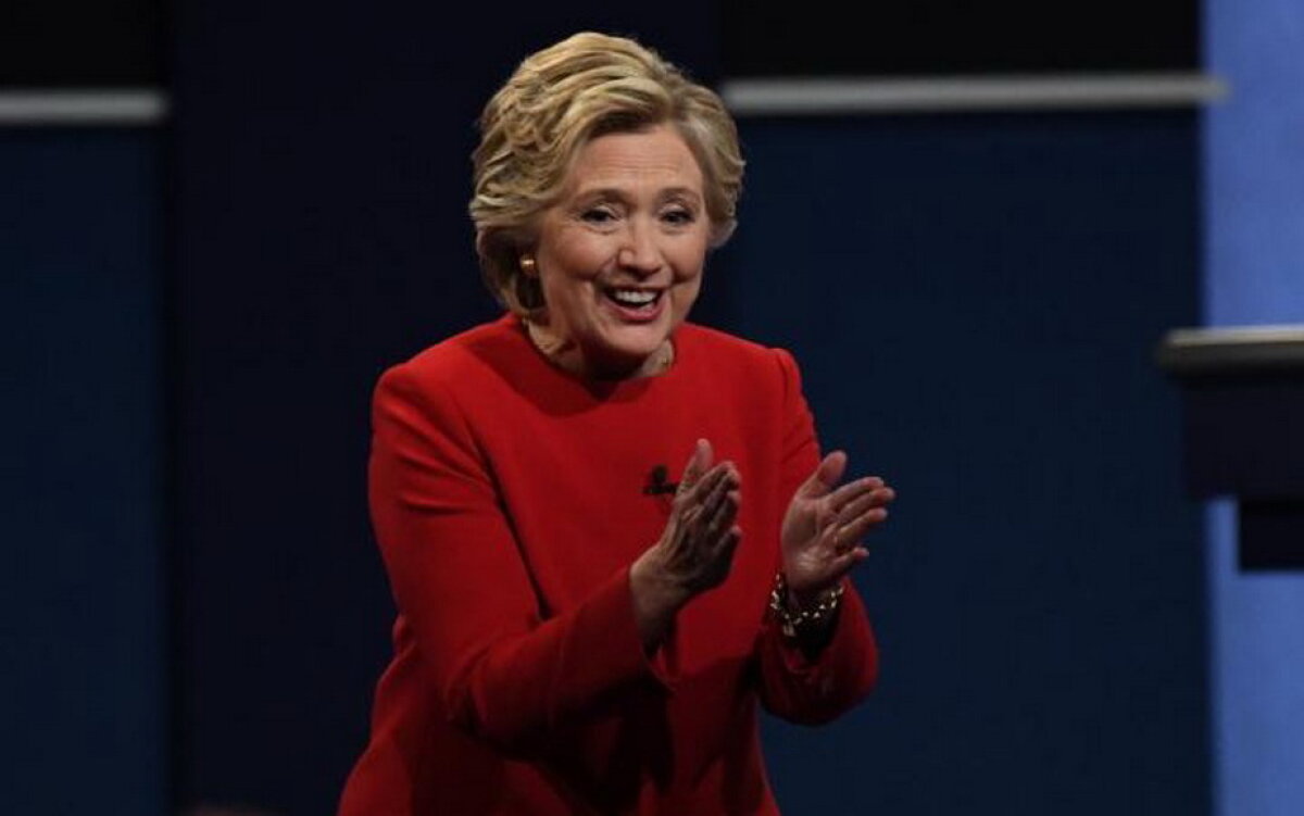 Cum s-a transformat "dansul lui Hillary" într-un virus mortal