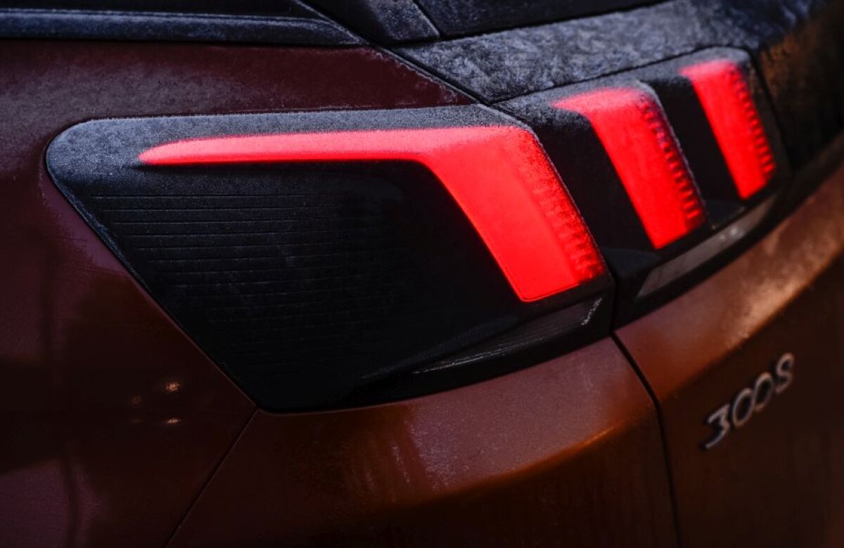 FOTO ȘI VIDEO » Un altfel de Peugeot » Peugeot 3008 s-a lansat în România 