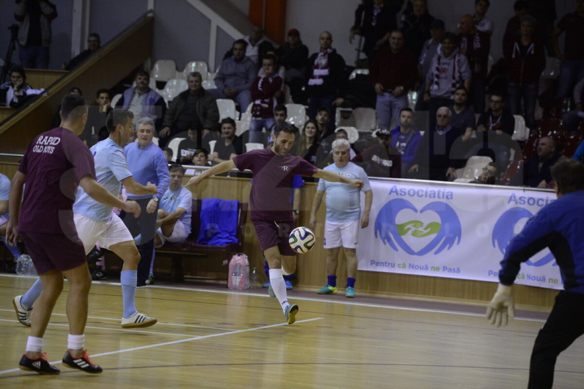 FOTO Derby ca în vremurile bune » Rapid a învins Progresul într-o partidă destinată jucătorilor old-boys