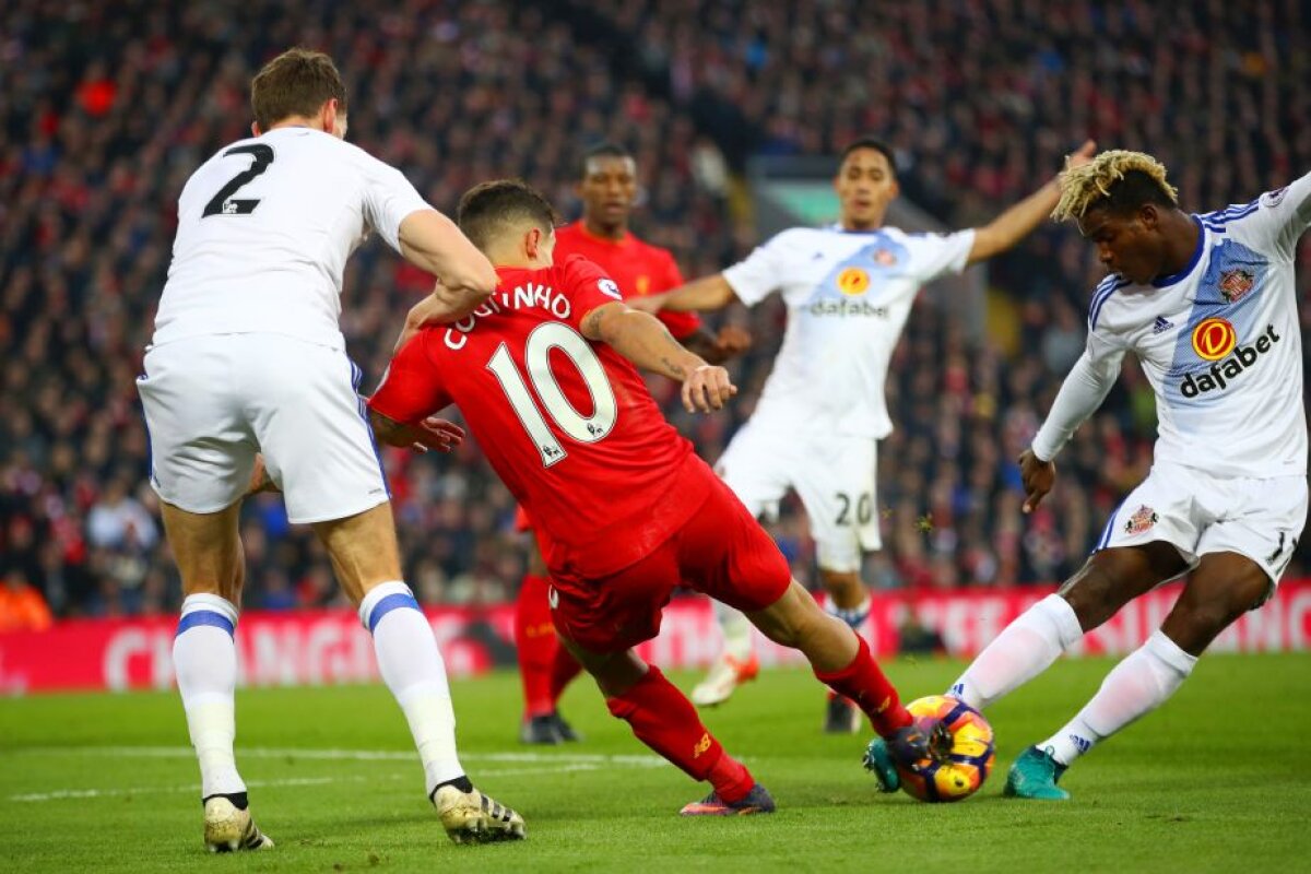 FOTO I s-a răsucit piciorul! Accidentare înfiorătoare pentru Coutinho