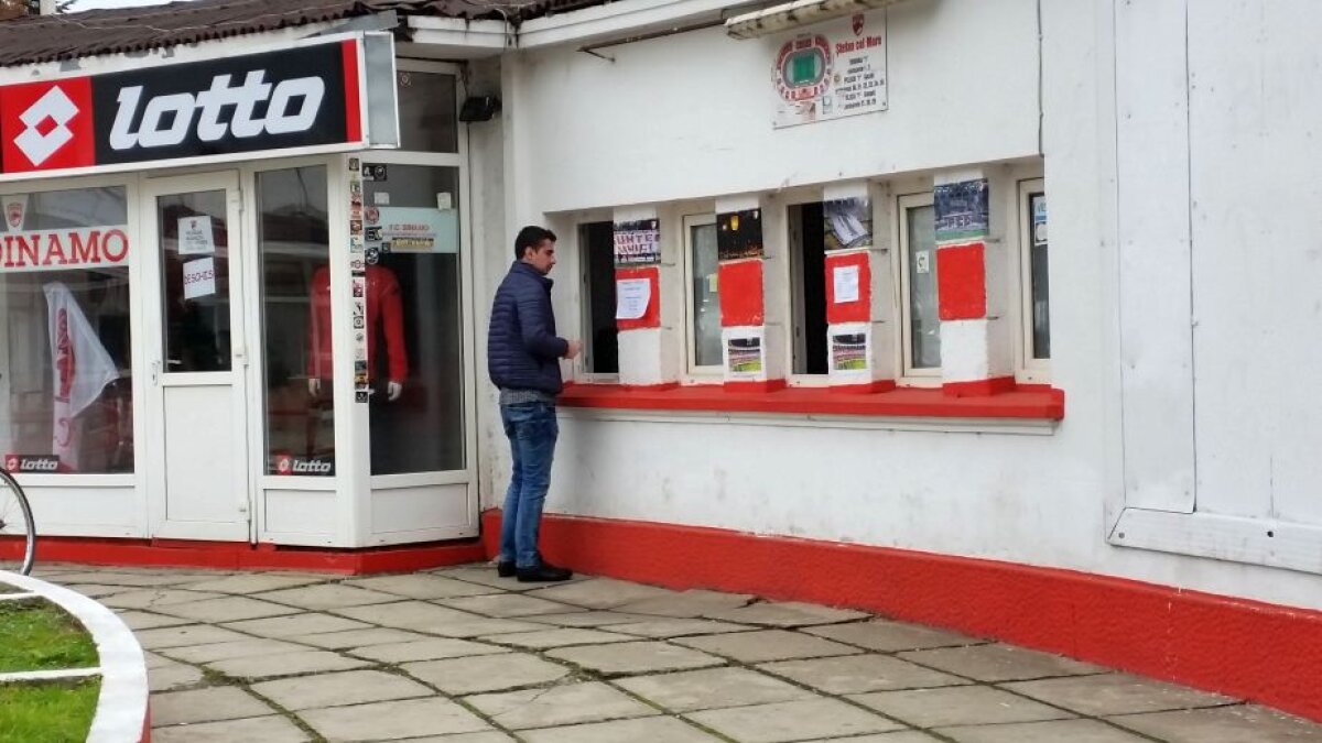 FOTO + VIDEO Dinamoviștii nu se mai îngrămădesc la casele de bilete înainte de meciul cu Steaua! Câte tichete s-au vândut cu două zile înainte de meci