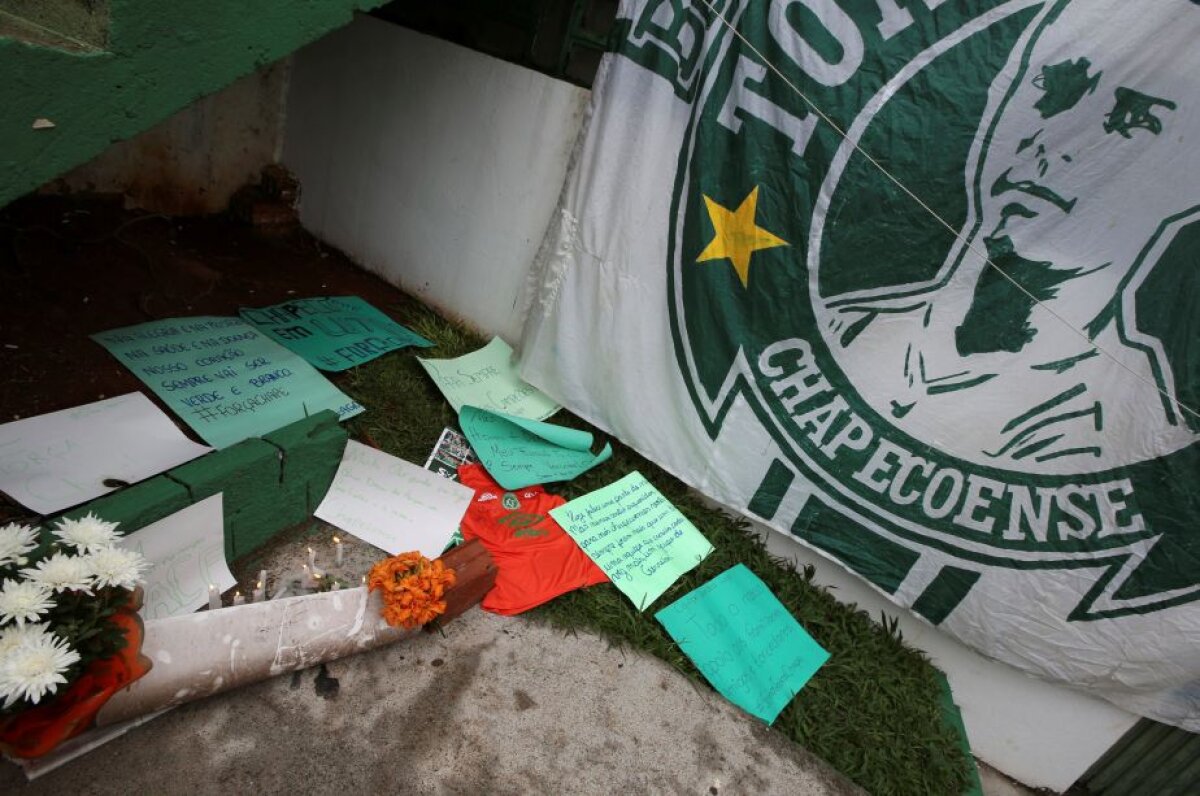 GALERIE FOTO Imagini cutremurătoare din vestiarul lui Chapecoense » Primele cuvinte ale unui fotbalist care a supraviețuit tragediei aviatice + anunțul făcut de cluburile din prima ligă