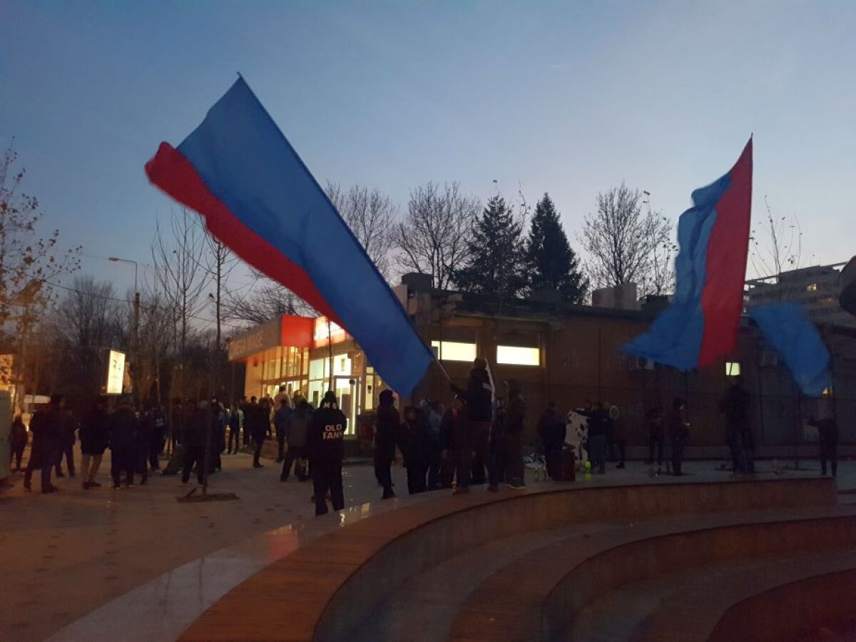 VIDEO+FOTO Suporterii Stelei au început deja spectacolul! Promisiunea ultrașilor: "Vă garantăm acest lucru. Veți vedea"