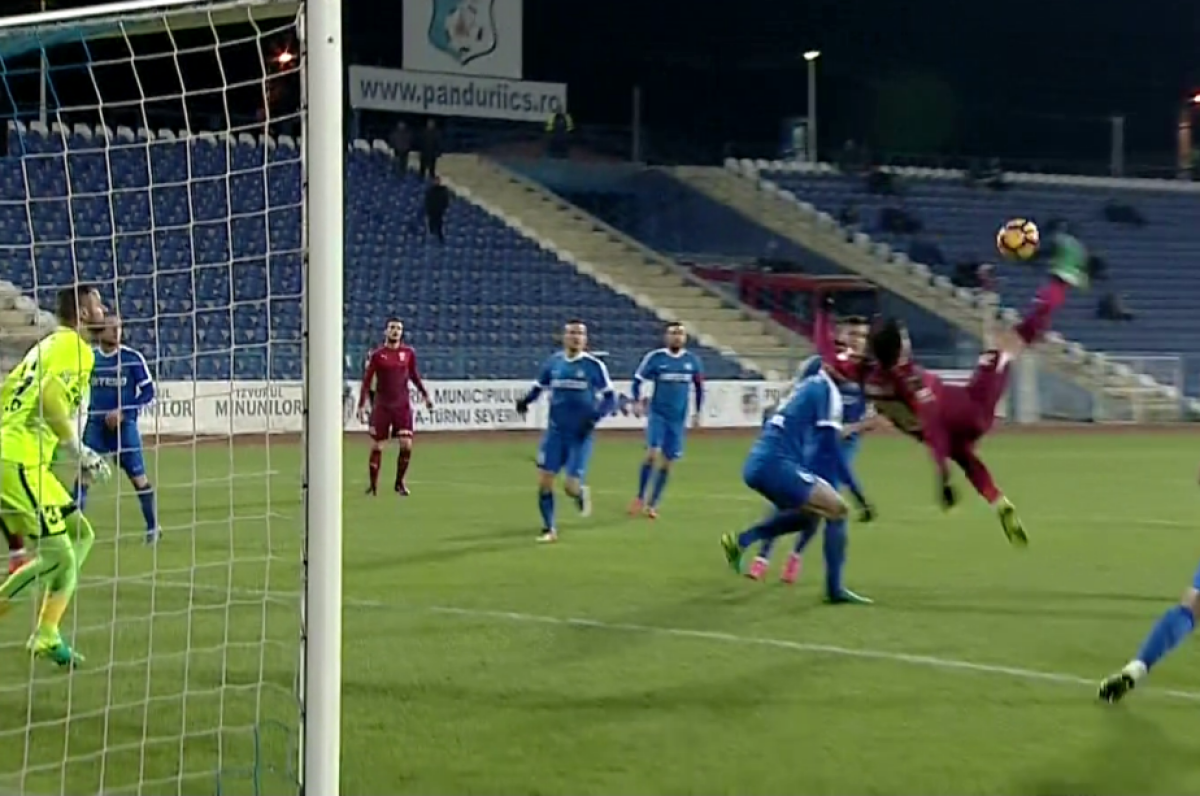 VIDEO + FOTO Un fundaș a marcat unul dintre cele mai frumoase goluri din Liga 1 în acest sezon: "Am mai înscris așa când eram atacant la Liga a 3-a"