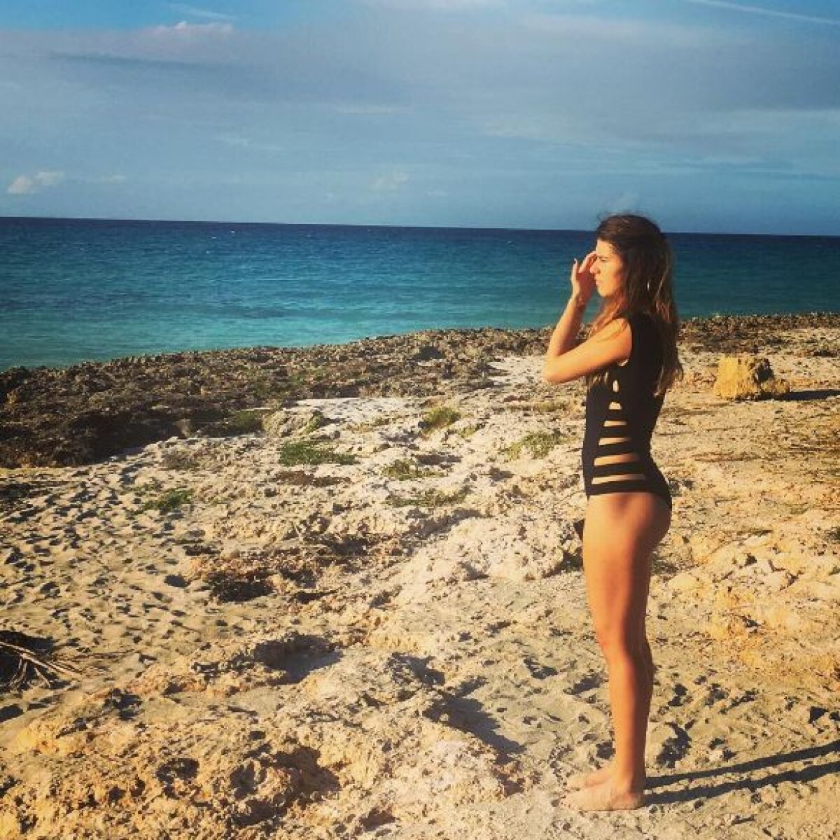 GALERIE FOTO Sorana super hot! Imagini incendiare în costum de baie din vacanța de la Havana 