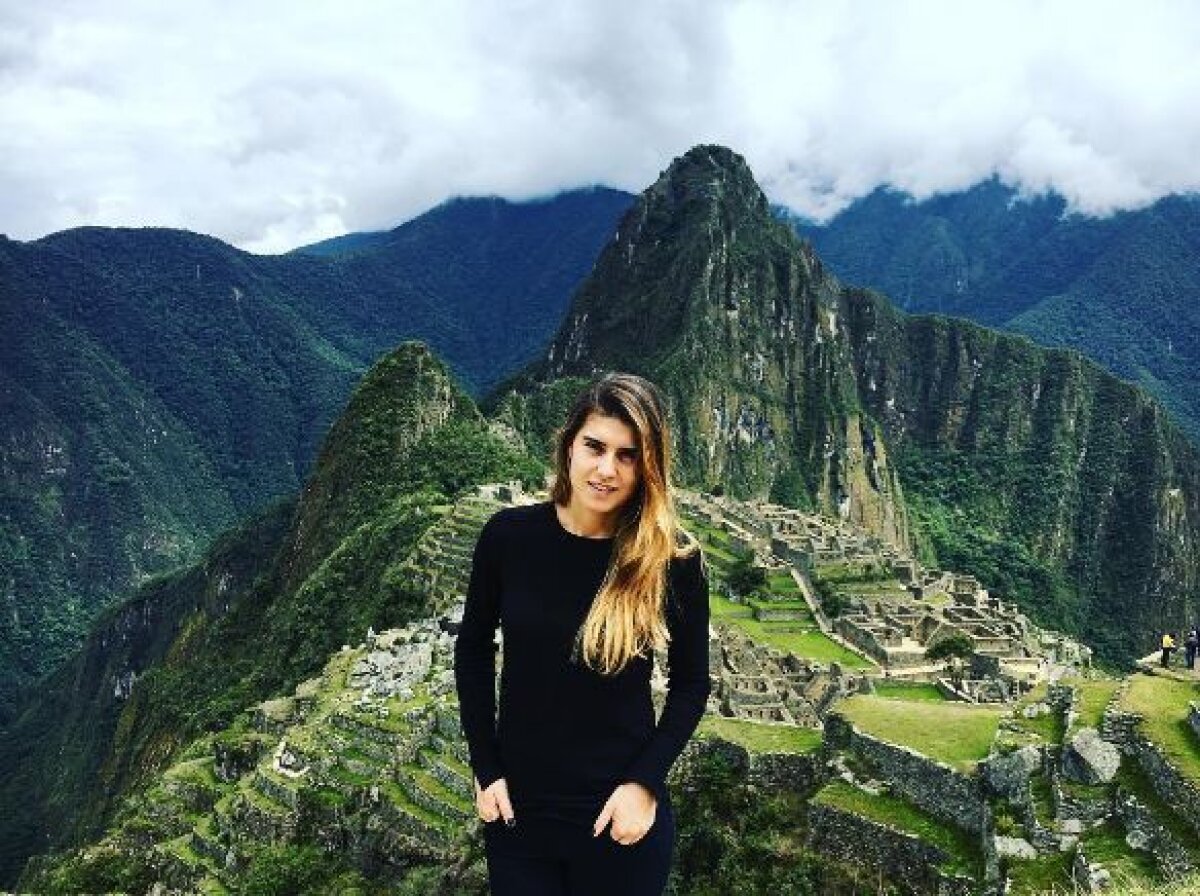 GALERIE FOTO Sorana super hot! Imagini incendiare în costum de baie din vacanța de la Havana 